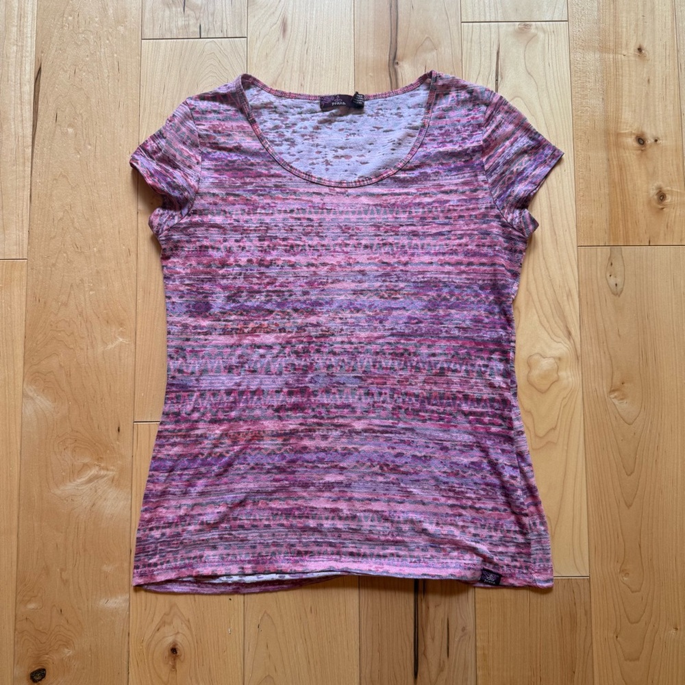 Prana Pink and Purple Fitted Short Sleeve Tee